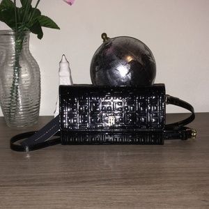 🔥Final Price🔥Tommy Hilfiger Wallet Crossbody Bag